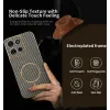 Coque arrière Phonesta Luxury Carbon Fiber avec MagSafe pour Motorola Moto G75 - Marron 2